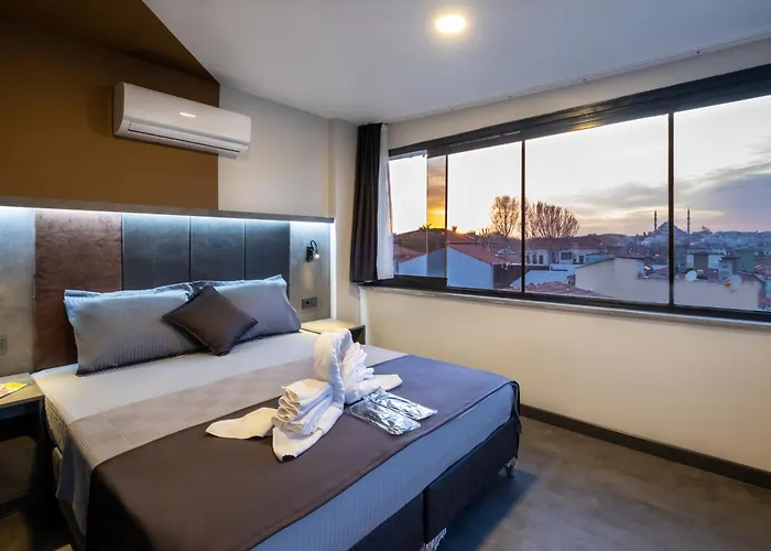 The Queen Hotel Istanbul
